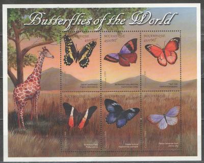 ** MOZAMBIK aršík motýli, žirafa 2000