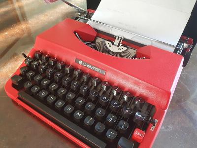 🔥🔥 Japonský kufríkový písací stroj CHEVRON, funkčný a kompletný, CZ