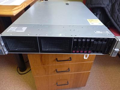 HP DL380 G9 8SFF server