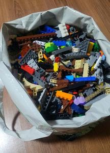Lego mix díly 2,5 kg