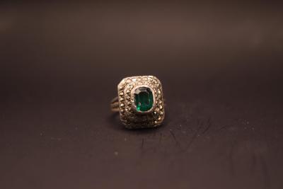 stříbrný prsten se zeleným kamenem PUNC! od 1Kč