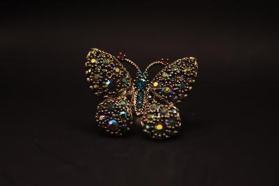 Bižutéria - prsteň Motýľ