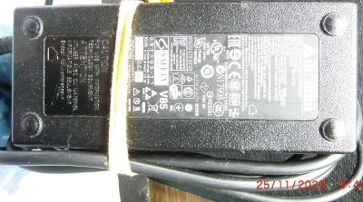 Originální nabíječka adaptér pro notebook Lenovo - 90W