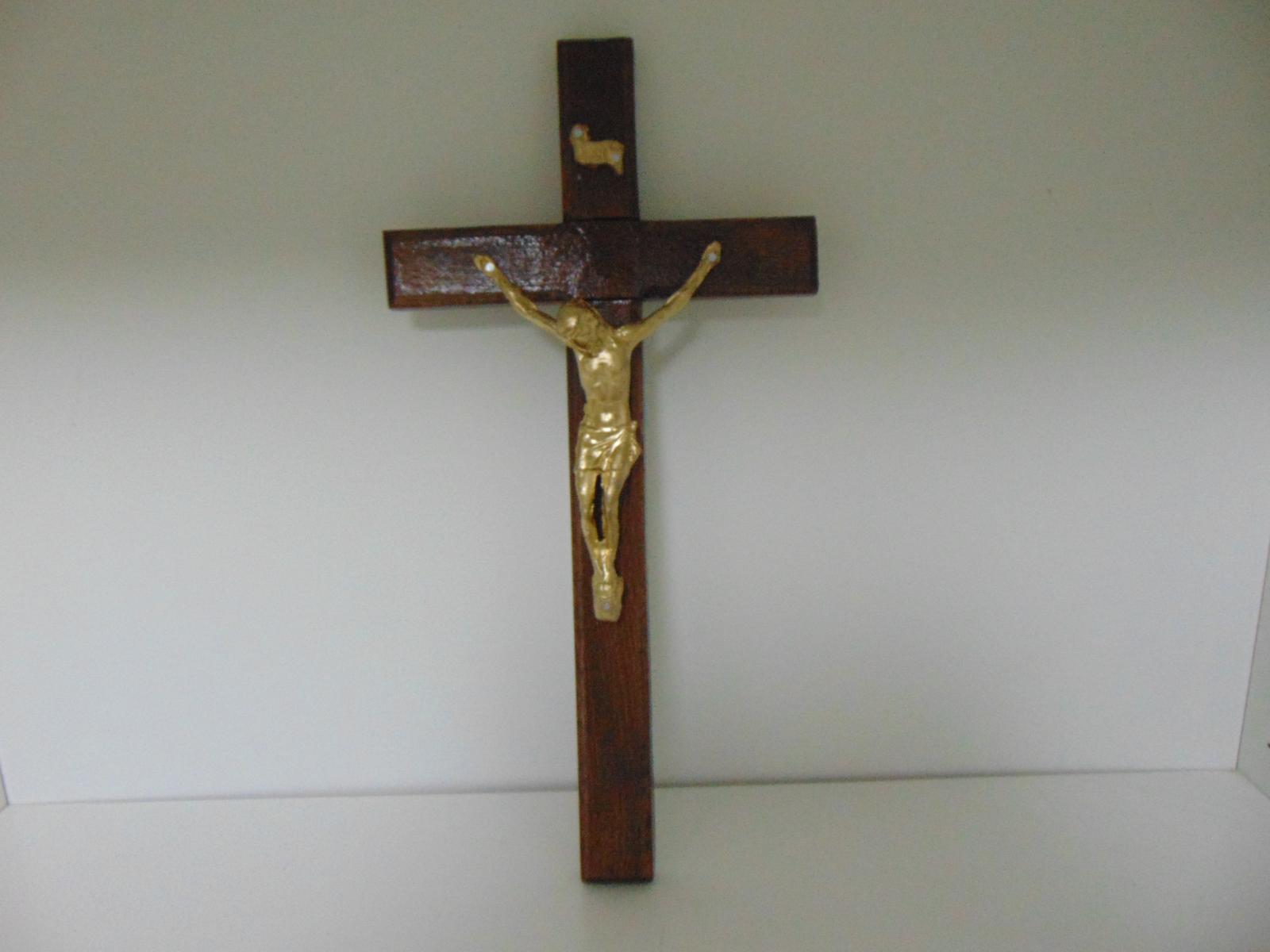 Drevený kríž s Ježišom - Zberateľstvo