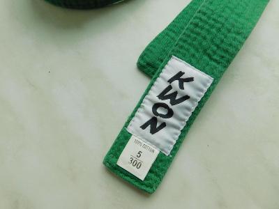 Zelený pásek KWON 5/300