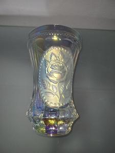 Hutnícke sklo, irisovaná váza - pohár