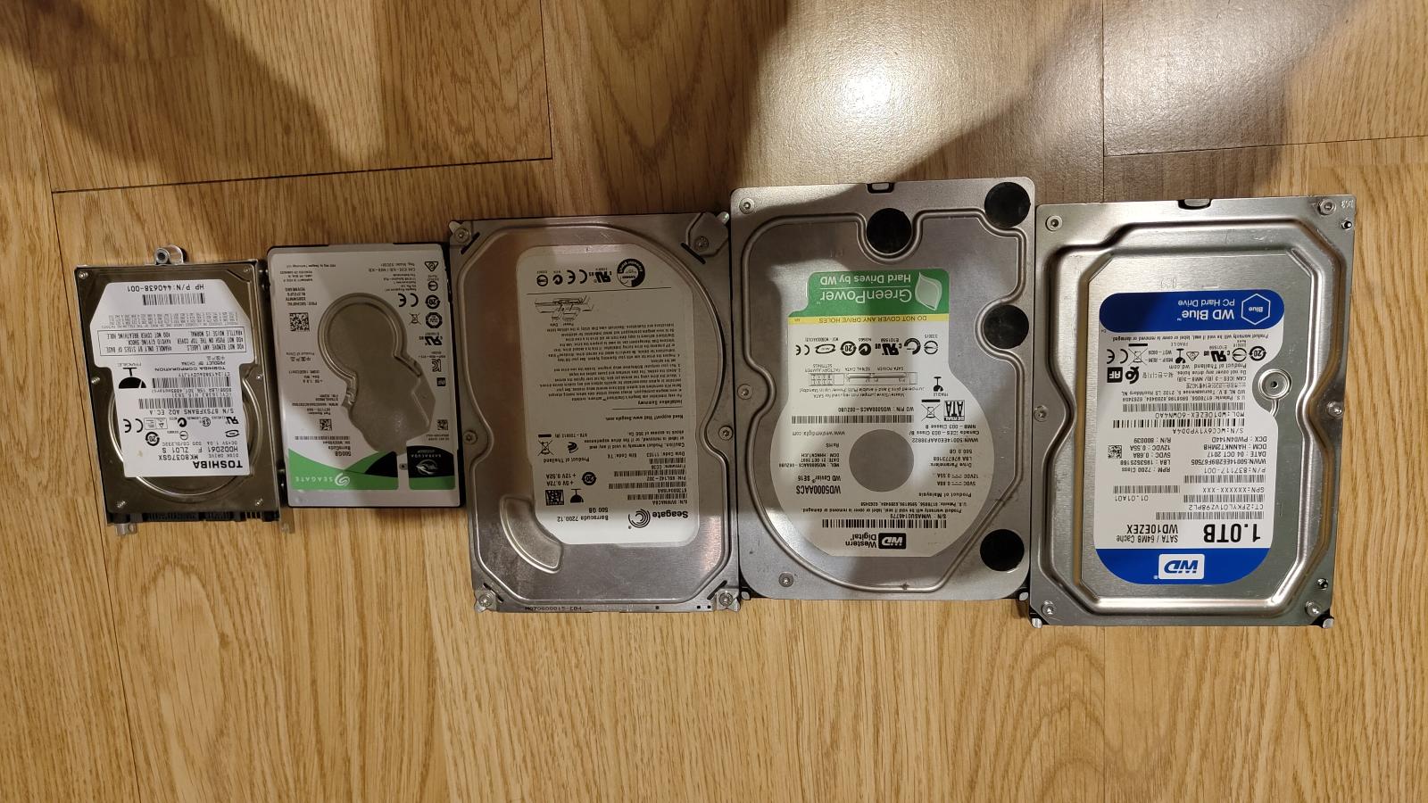 Pevný disk 5x HDD - Počítače a hry