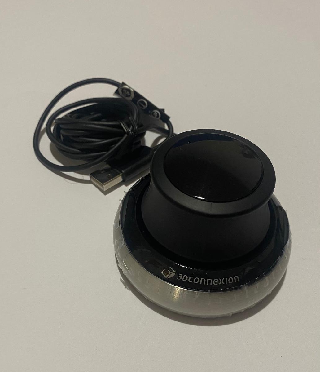 3D Myš - SpaceNavigator od 3DConnexion - Vstupné zariadenie k PC