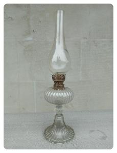 Starožitná skleněná secesní petrolejová lampa  