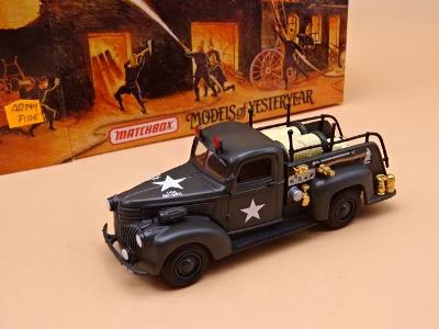 MATCHBOX YESTERYEAR COLLECTIBLES - CHEVROLET 1941 - ARMY FIRE TRUCK