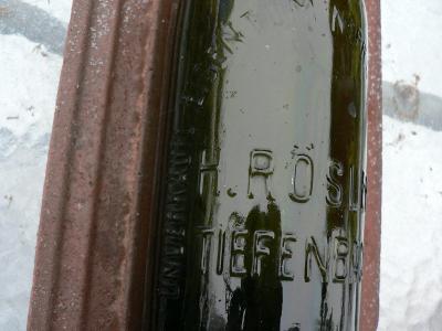 Pivní lahev 1l H.ROSSLER TIEFENBACH na patent