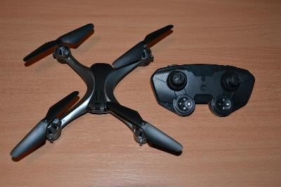 Dron quadcopter