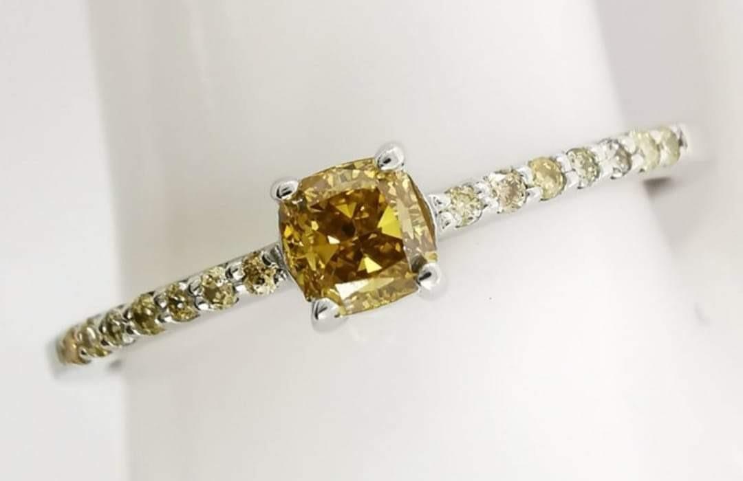 Zásnubný diamantový prsteň s certifikáciou AIG - Šperky