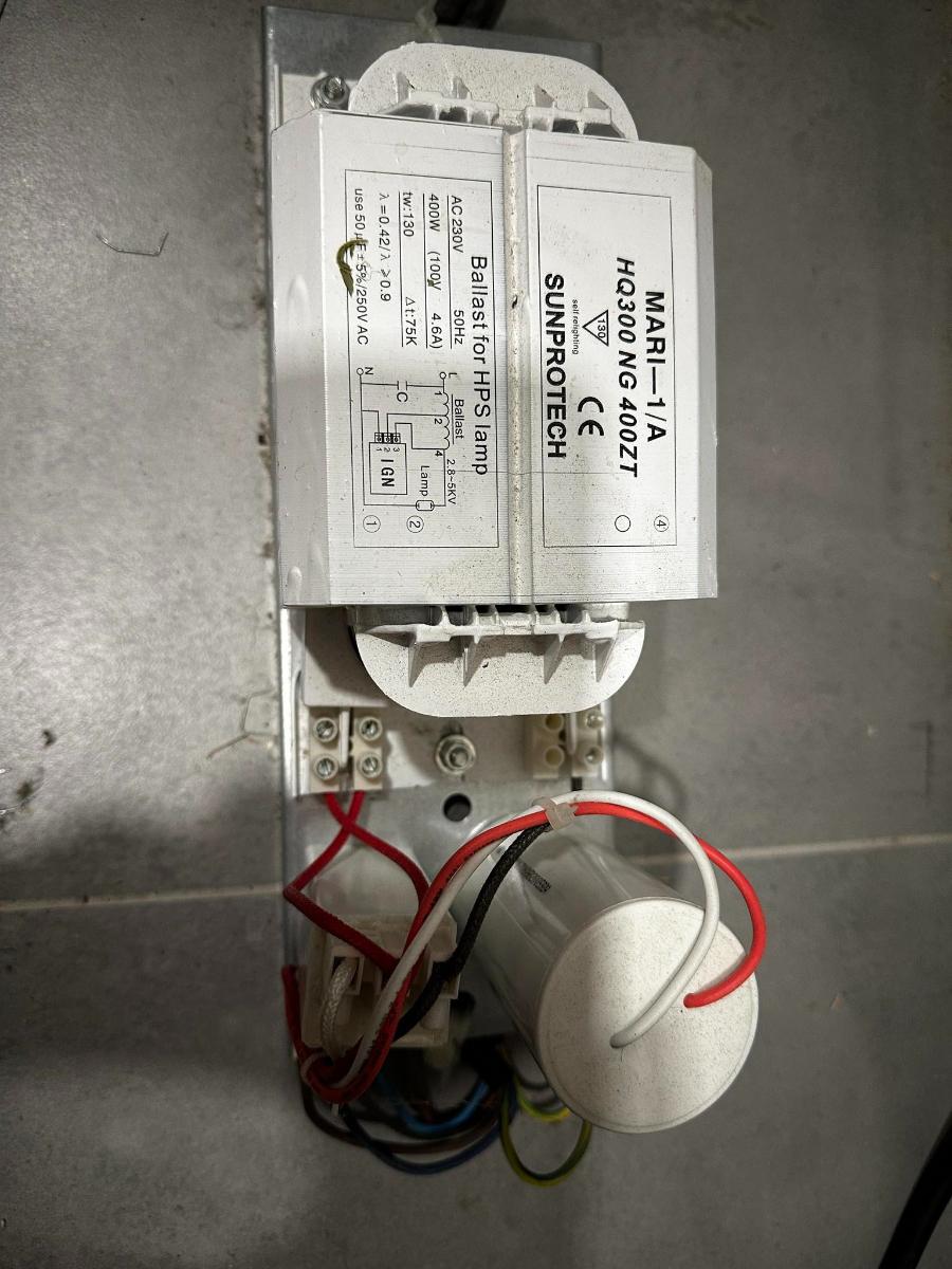 Elektromagnetický predradník 400W + 400W Výbojka Osram s tienidlom - Elektro