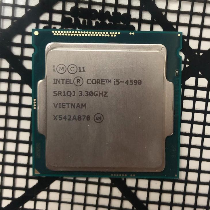 Procesor Intel Core i5-4590 - Počítače a hry