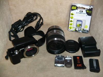 Skvělý fotoaparát Sony Nex-5 s 18-200 velké příslušenstv Bezzrcadlovka