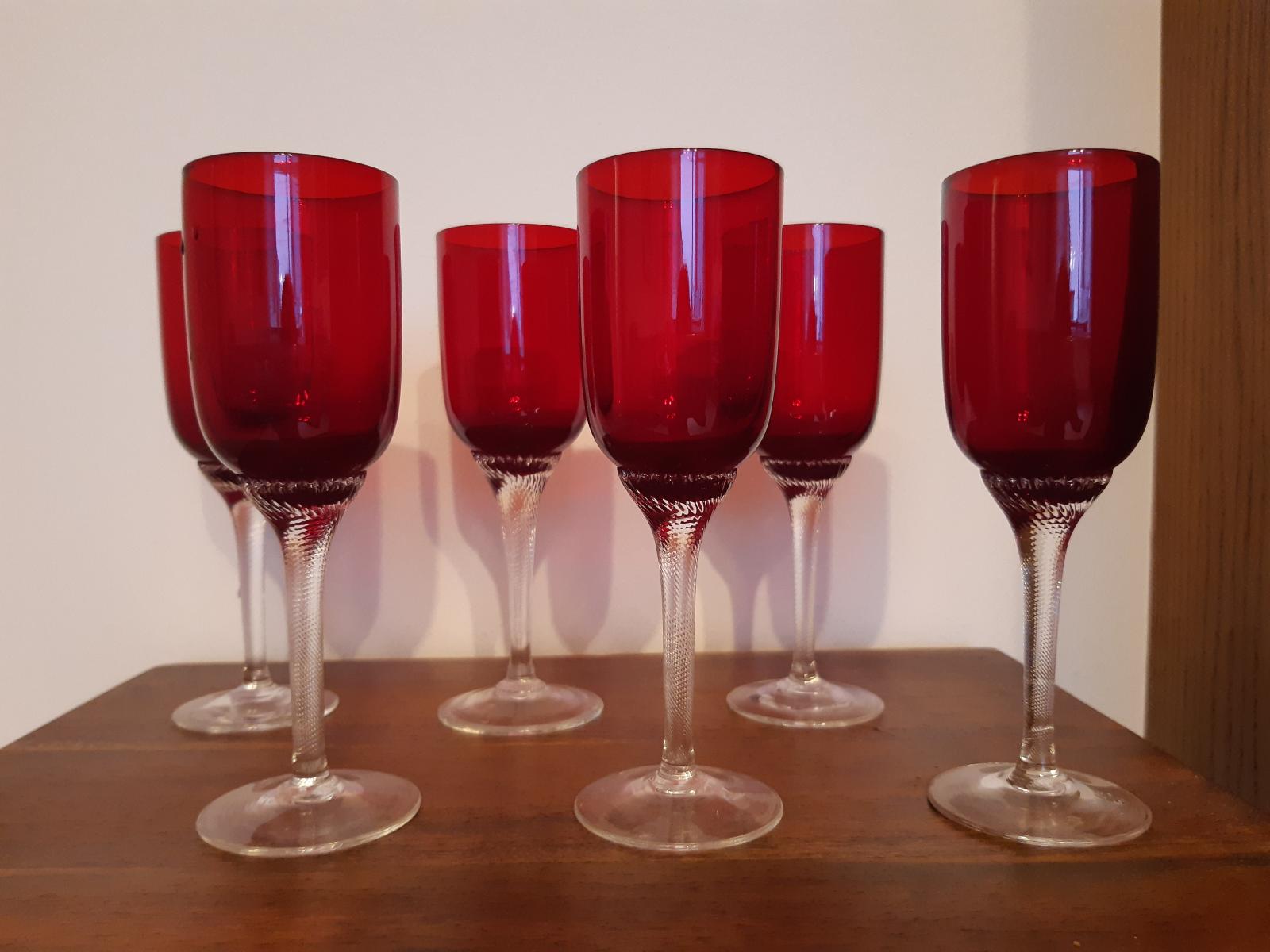 poháre na víno 6 ks - Starožitnosti