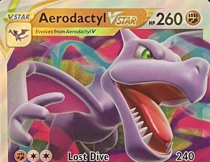 Aerodactyl V ASTRO - Vinted