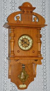 Starožitné řezbované hodiny Junghans-mlynářky 1915