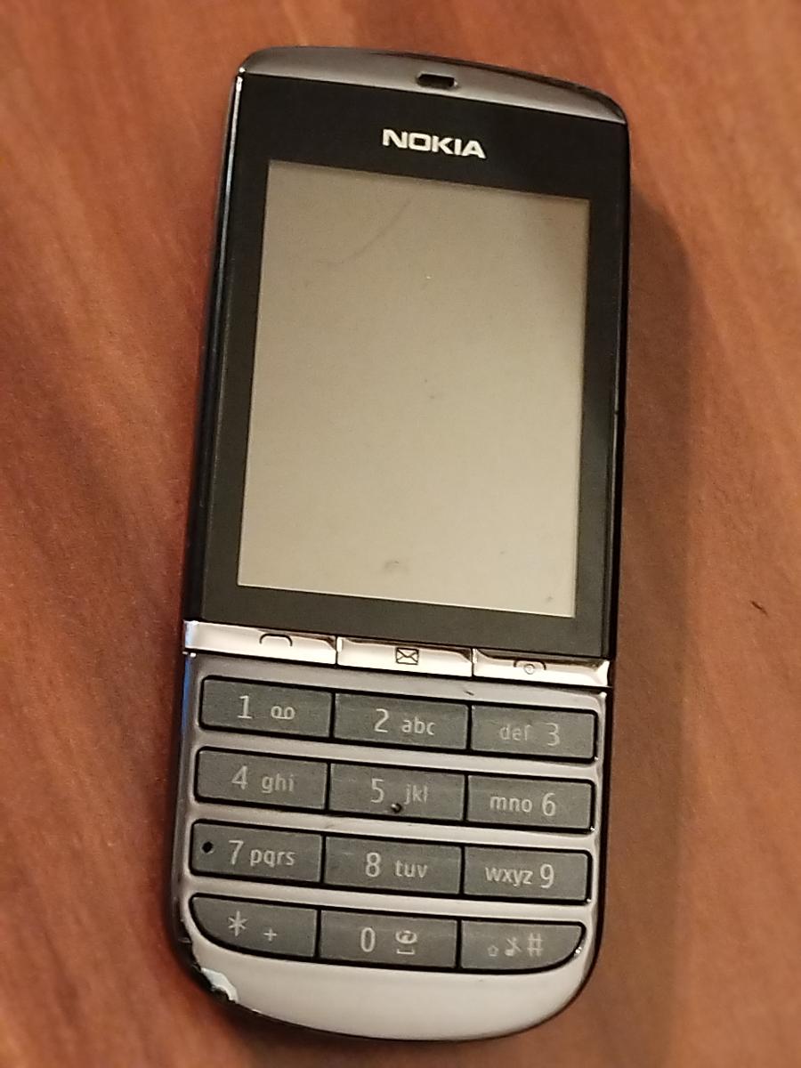 RETRO tlačítkový telefon NOKIA 300 💥 všechny aukce od koruny💣 | Aukro