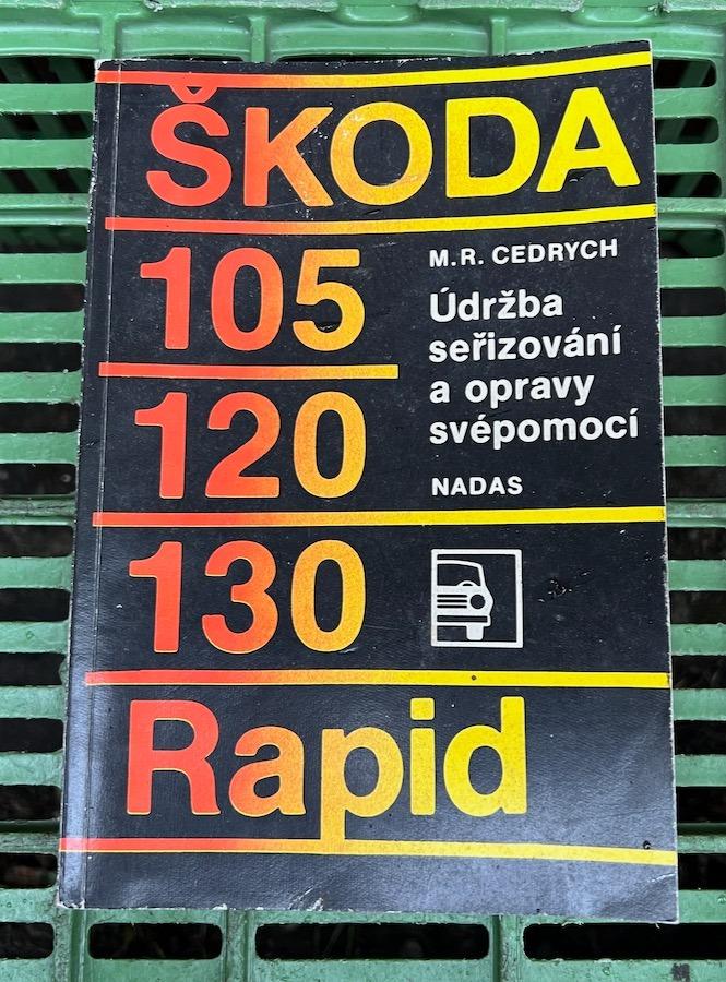 Škoda 105/120M/Rapid - kniha opráv - Motoristická literatúra