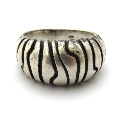 Stříbrný prsten zebra