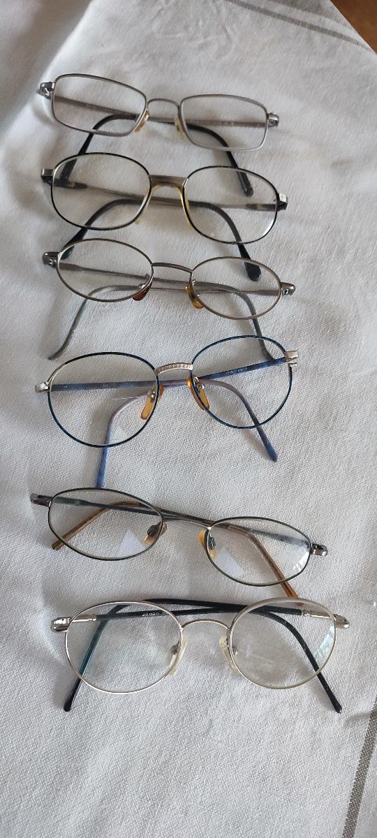 Rámčeky chlapčenských okuliarov, veľ. asi 7 - 12 rokov, 6 ks - undefined