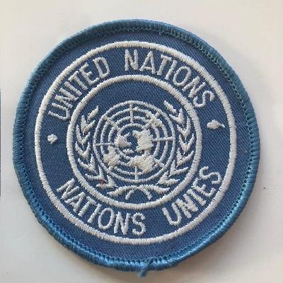 Nášivka OSN - nepoužito , průměr 70 mm 