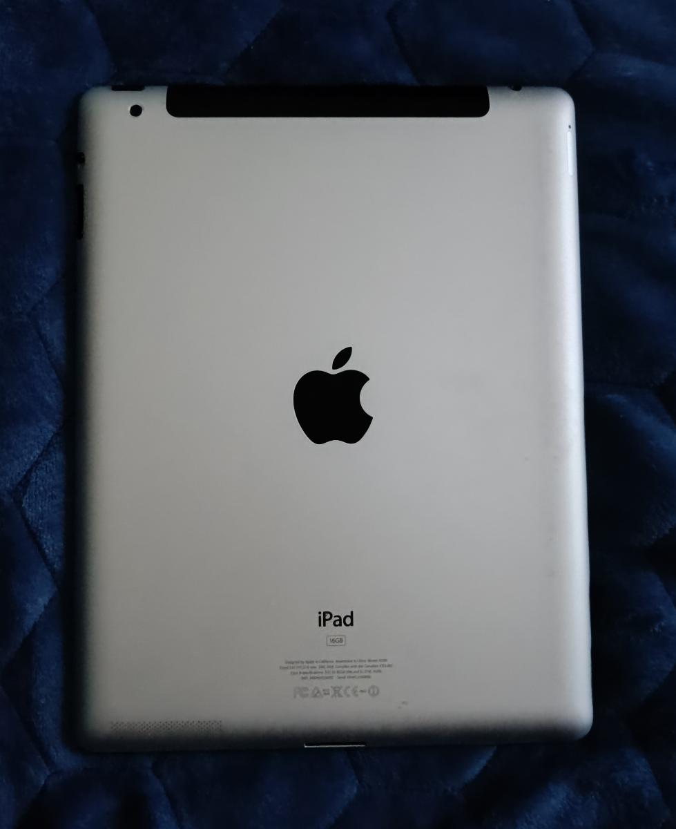 iPad2,16Gb pamäť - Počítače a hry