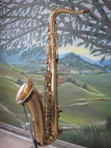 451/ AMATI KRASLICE-saxofon ATS-32-tenor B!! 