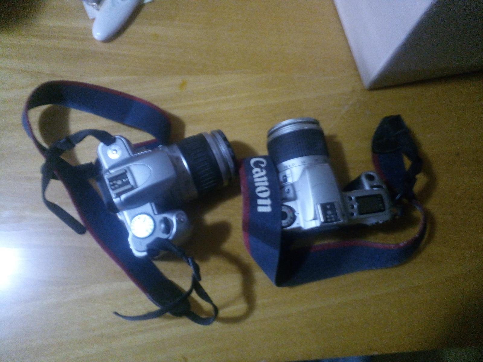 Zrkadlovka Canon vrátane objektívu 2x - Foto