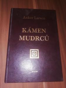 Kniha Kámen Mudrců od Ankera Larsena