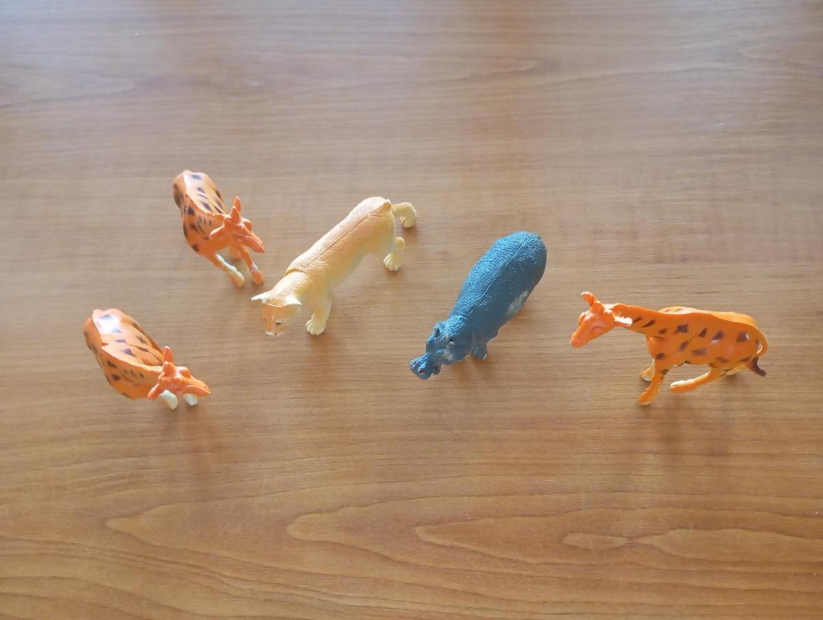 retro plastové zvieratká - Deti