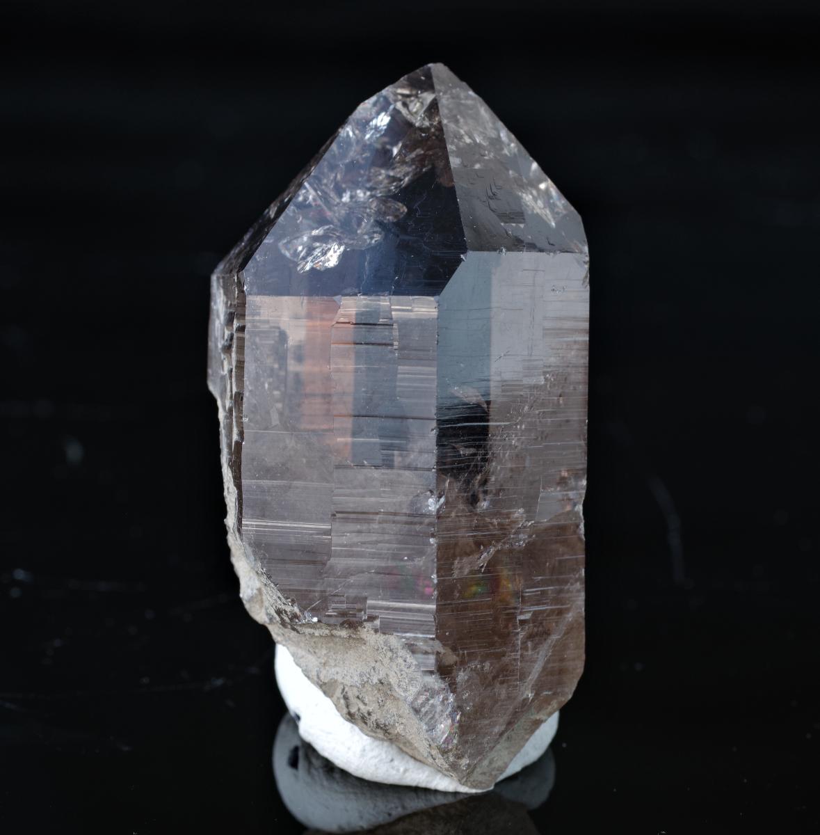 záhneda alpy 6,2 x 3,5 x 2,7 cm. pozrite ďalších cca 80 aukcií - Minerály a skameneliny