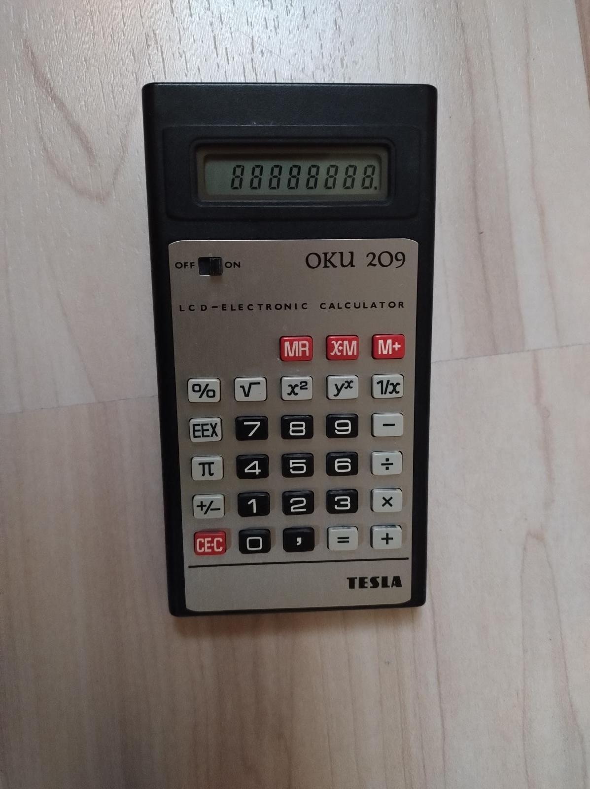Kalkulačka Tesla OKU 209 s originálnym návodom a krabičkou - Počítače a hry