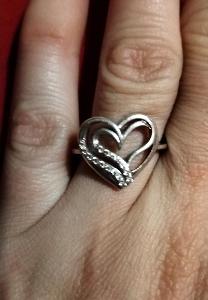 Stříbrný prsten srdce