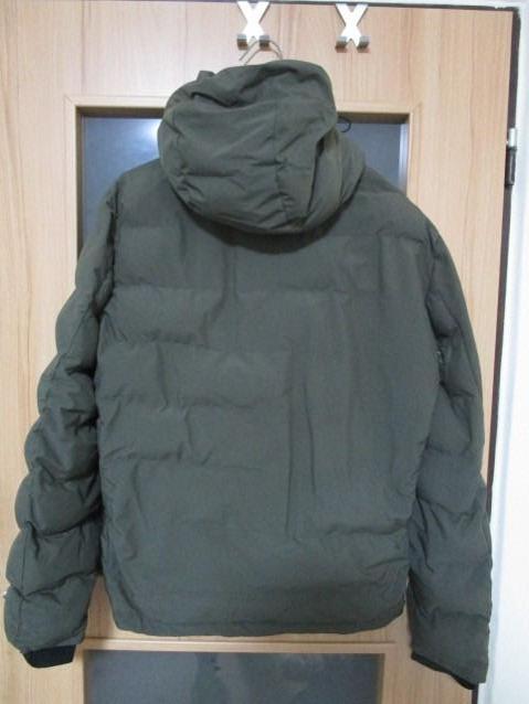Pánska zimná bunda GUESS-L-2x oblečená, TOP model - Oblečenie, obuv a doplnky