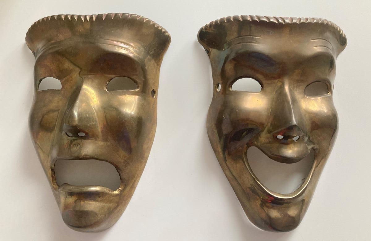 Staré Mosadzné divadelné masky Komédia a Tragédia - Starožitnosti a umenie