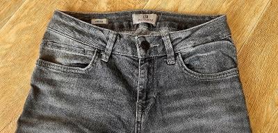 Krásné dámské džíny značky LTB