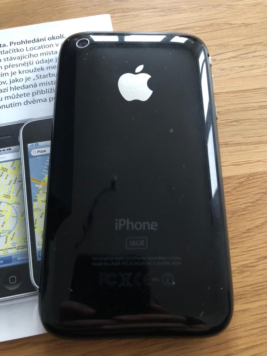 Apple iPhone 3G 16gb čierny - Mobily a smart elektronika