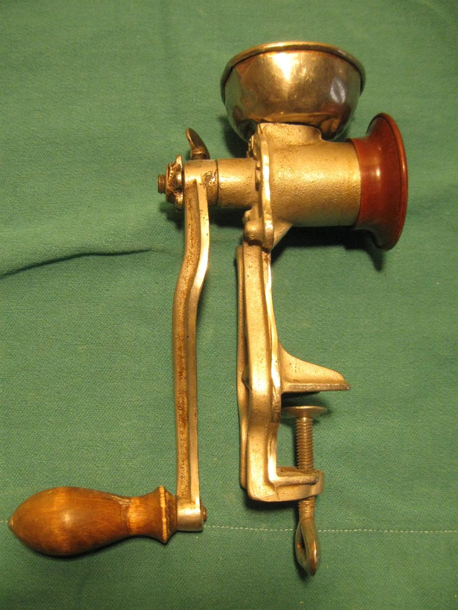 Historický mlynček na mak Porkert Ideal - 2 kusy - Starožitnosti a umenie