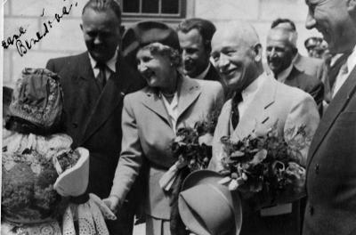 Hana Benešová - manželka prezidenta Edvarda Beneše, podpis perem 1946