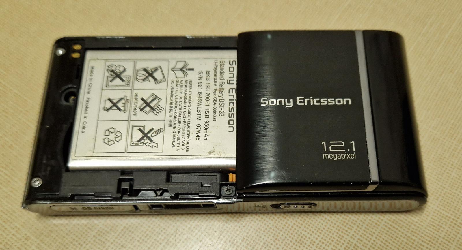 Sony Ericsson Satio, plně funkční, v češtině, volný na všechny oper. - Mobily a chytrá elektronika