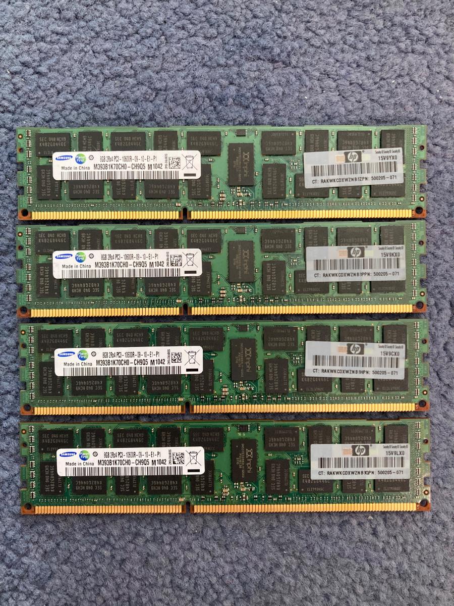 SAMSUNG 32GB (4x8GB) DDR3 RAM ECC - FUNKČNÍ - Počítače a hry