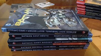 Batman 1-5 v vázané vazbě v Top stavu od Scotta Snydera - 