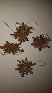 Zlatavé vánoční vločky na stromeček 4 kusy, délka 8 cm