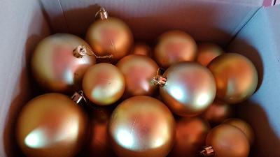 Vánoční kuličky zlatavé-hladké - menší, č. 2, nejsou skleněné