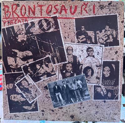 Brontosauři - Nedvěd LP vinyl gramodeska v dobrém stavu