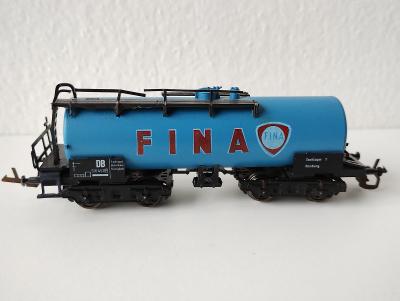 čtyřosý cisternový vůz DB FINA - TT (B5P7)