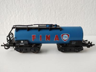 čtyřosý cisternový vůz DB FINA - TT (B5P9)